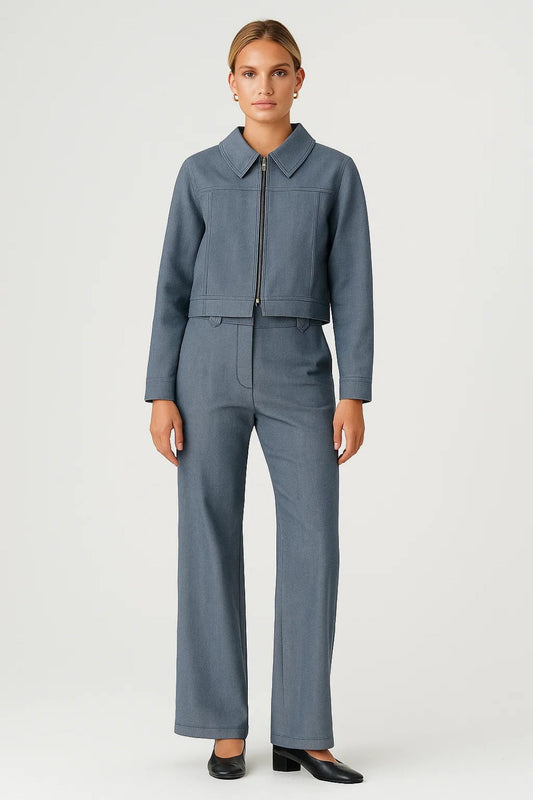 Ensemble avec veste courte et pantalons larges | Style moderne et structuré