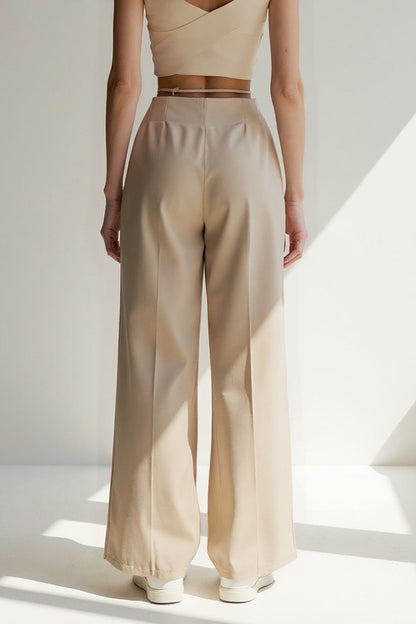 Pantalons larges avec une fine ceinture | Plis élégants | Design sophistiqué