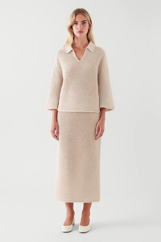 Ensemble en maille ajourée avec col et jupe coordonnée | Style décontracté et raffiné